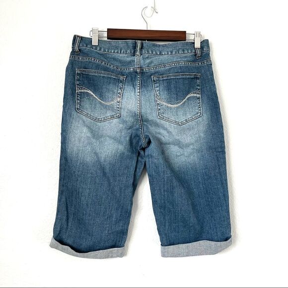 Relativity Cropped Jeans Size 6 - Picture 2 of 5